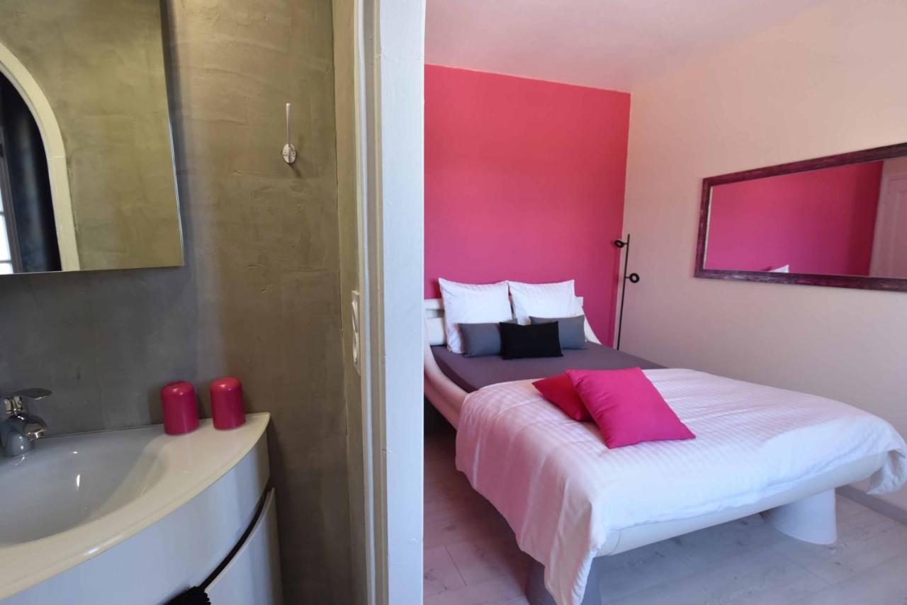 La Tour D'Ugo Hotel Cavanac Esterno foto