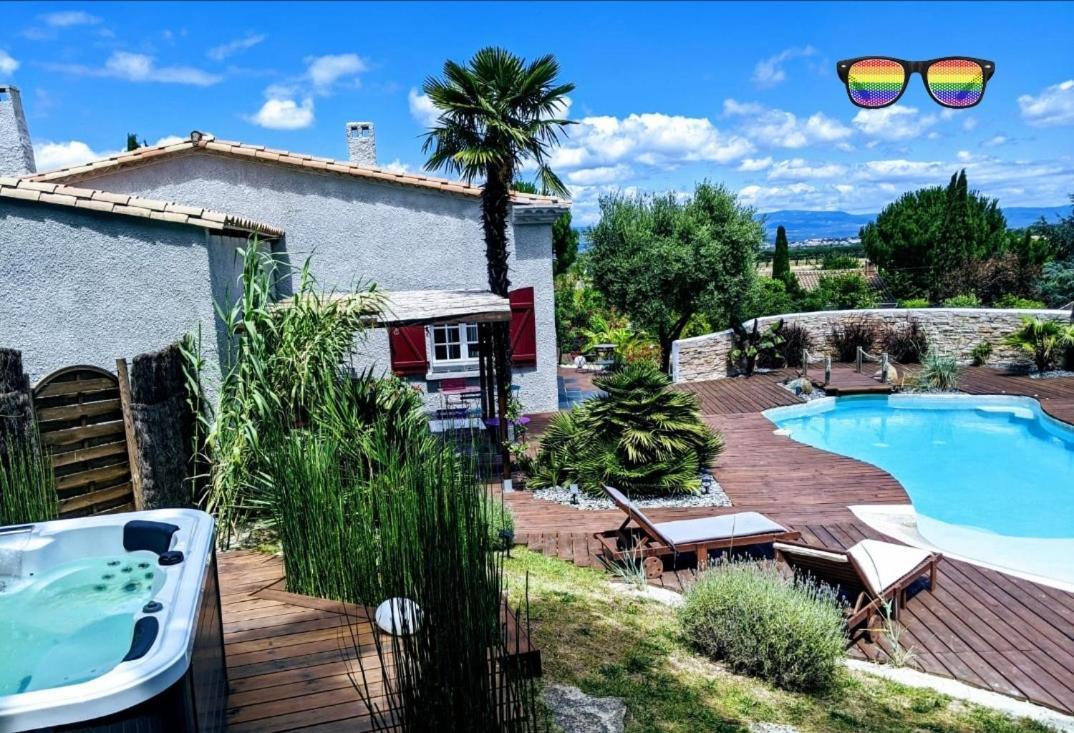 La Tour D'Ugo Hotel Cavanac Esterno foto
